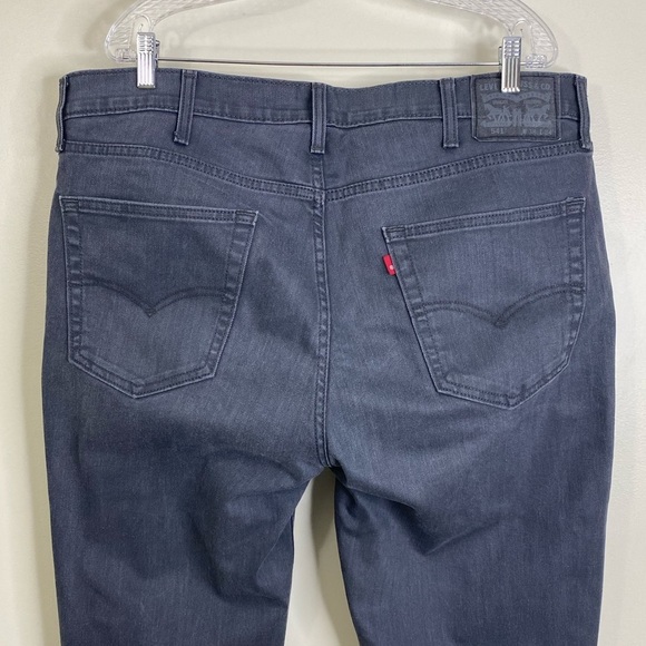 LEVI STRAUSS & CO. 541 MENS GRAY JEANS ZIP CLOSURE 65% COTTON 38W, 34L - Picture 11 of 17